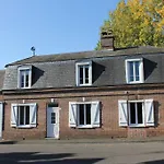 Repos En Normandie Penzion Damville